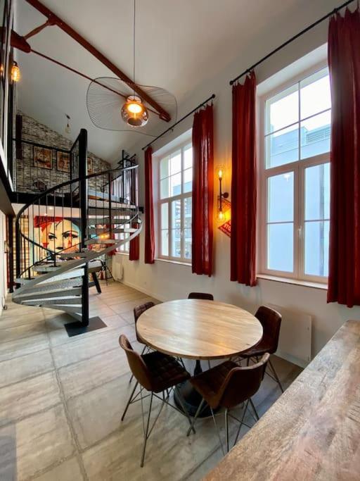 Loft Neuf Plein Coeur De *