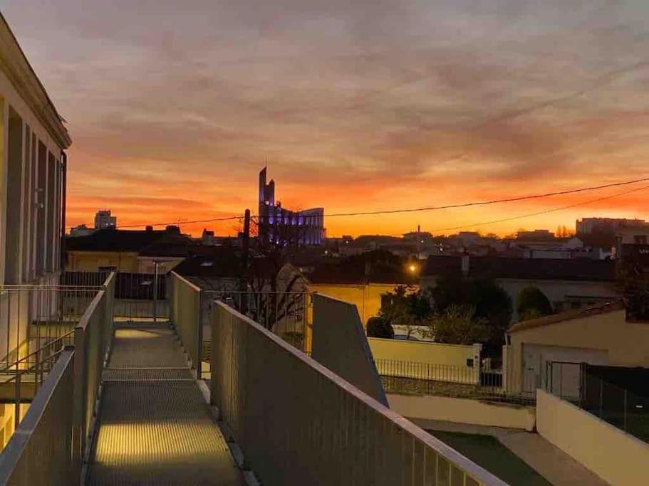 Appartement Loft Neuf Plein Coeur De
